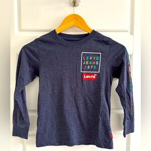 Levi’s long sleeve top - Size 6-7 year old